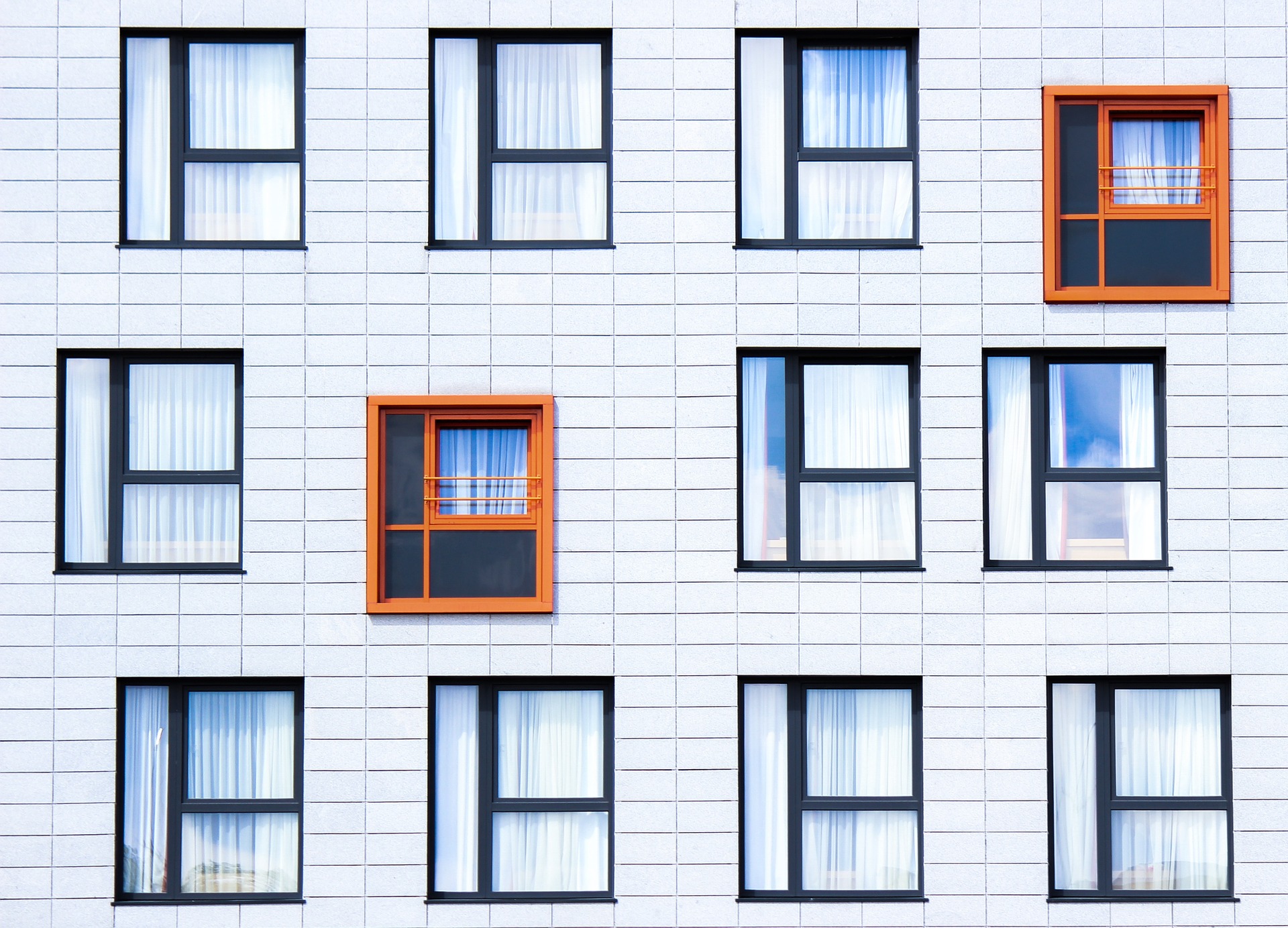 modern-house-orange-windows